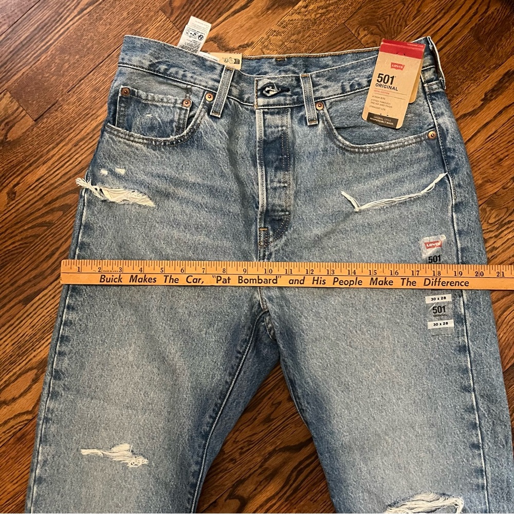 Levi’s 501 original distressed high waist denim size 30x28 - Picture 2 of 7